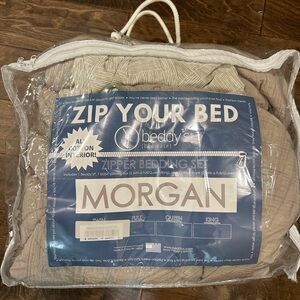 Twin size Zippy’s bedspread - “Morgan” style
